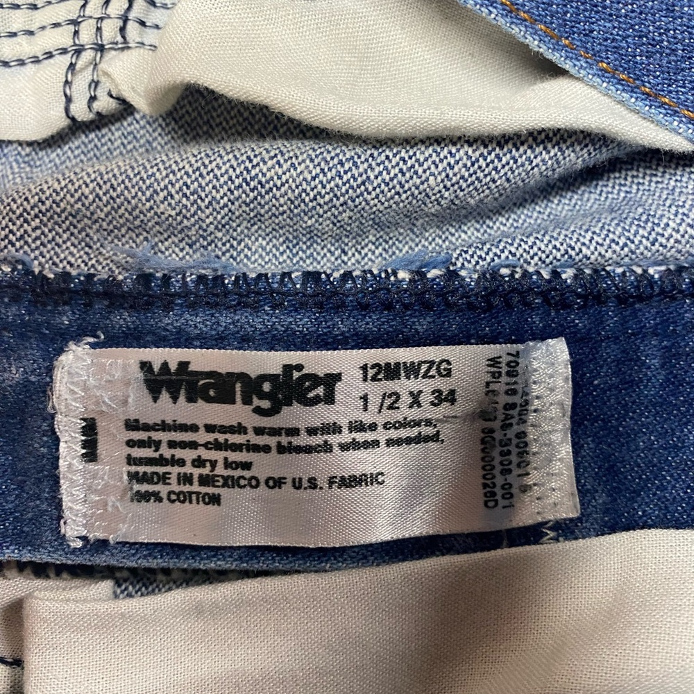 Wrangler Classic Blue Denim Jeans Women’s Size 1 / 2 x 34 - Picture 3 of 3
